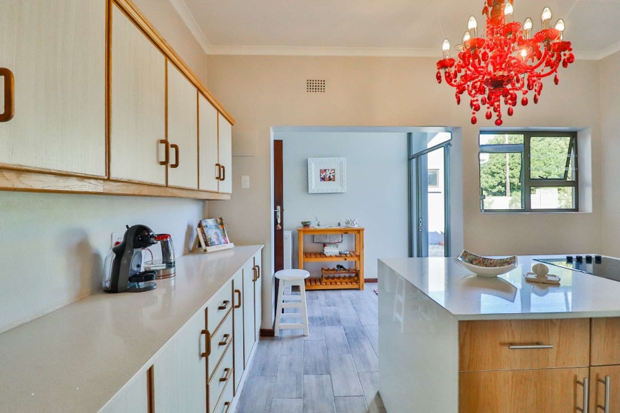 4 Bedroom Property for Sale in Hartenbos Central Western Cape